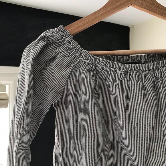 Brandy Melville Theia Top - Picture 6 of 6